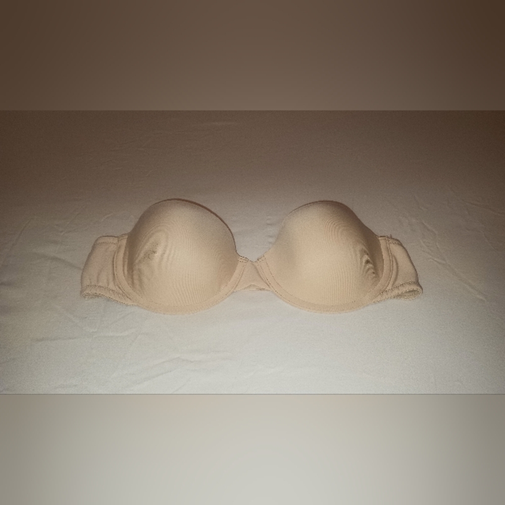 Maidenform Strapless Bra Size 34B Color Beige Pre-owned Good Condition